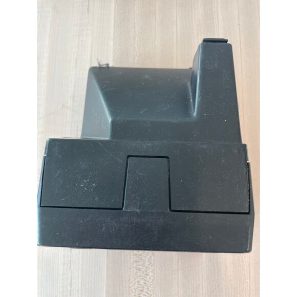 Vintage Polaroid Rainbow OneStep 600 Instant film camera - Picture 6 of 9